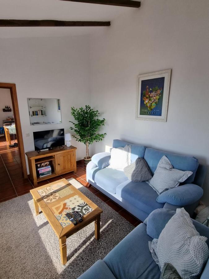 Lovely 2 Bed Apartment With Stunning Views & Pool Competa Luaran gambar