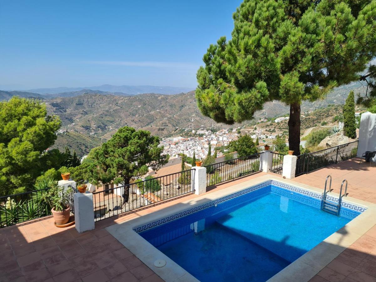Lovely 2 Bed Apartment With Stunning Views & Pool Competa Luaran gambar