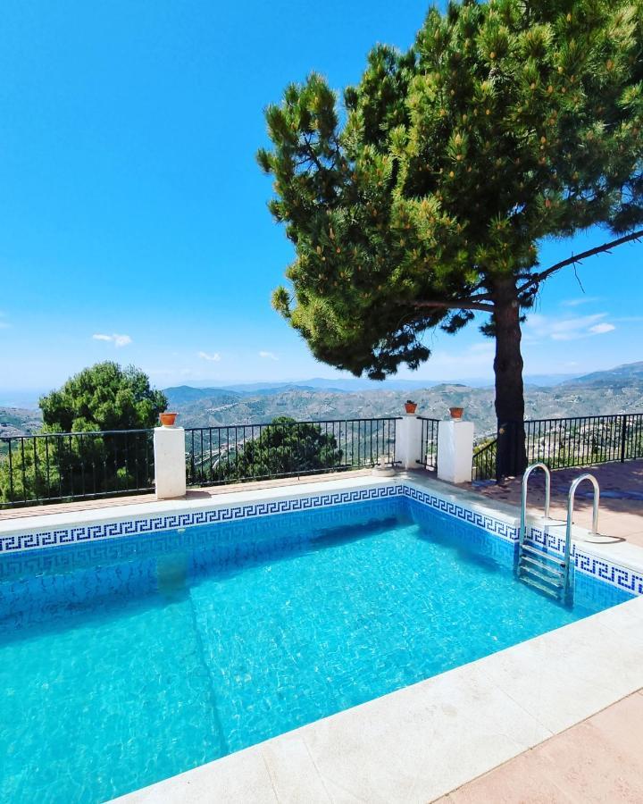 Lovely 2 Bed Apartment With Stunning Views & Pool Competa Luaran gambar